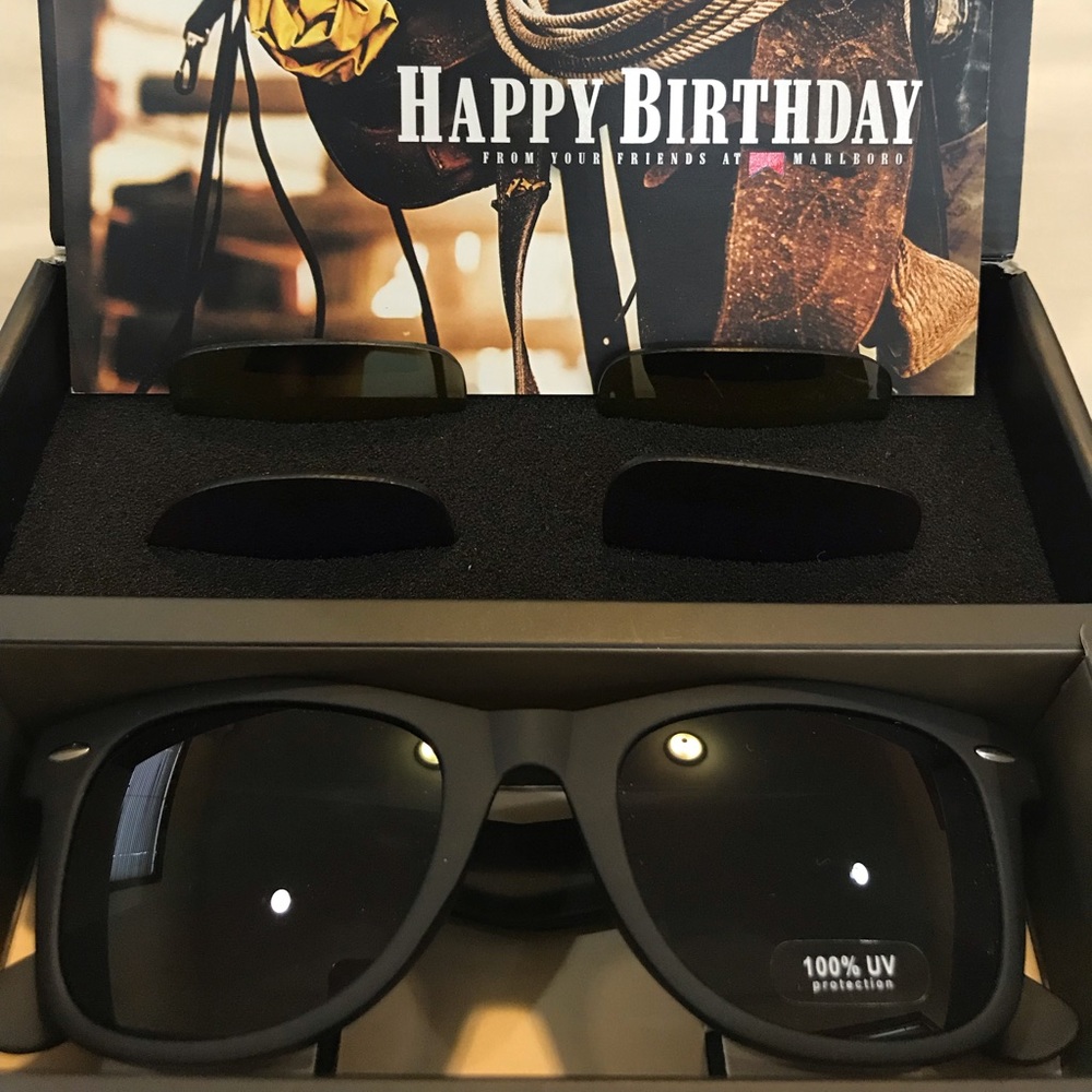New! Never Worn! Great condition.